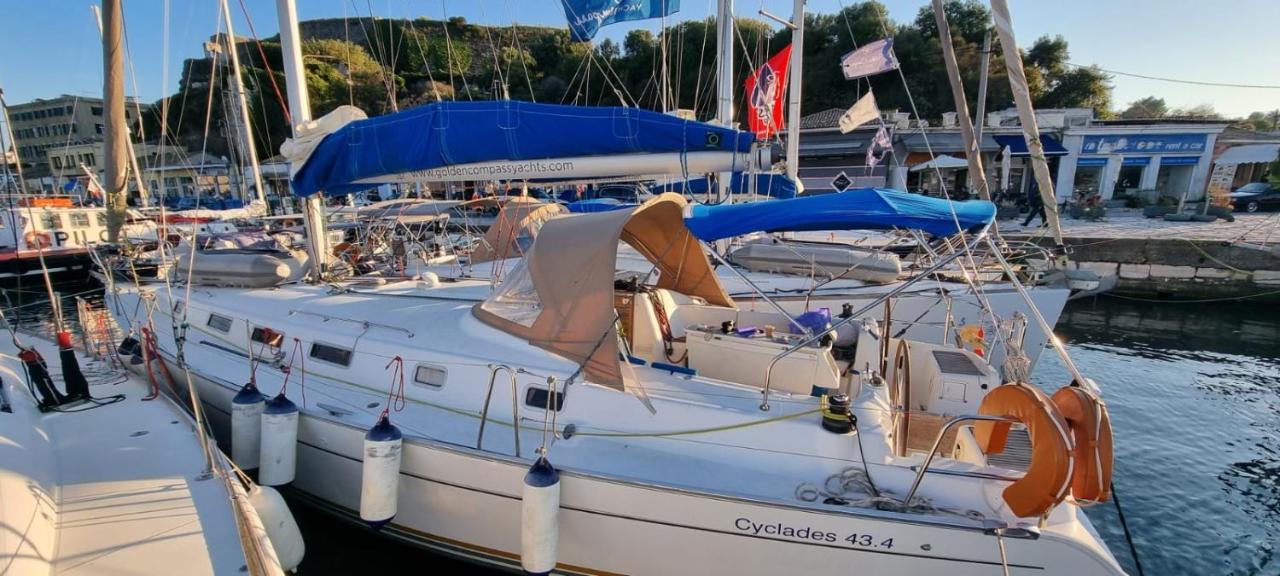 Old Harbor Corfu Yachts公寓 外观 照片